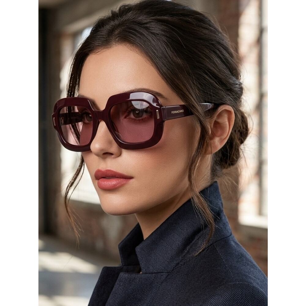 New Salvatore Ferragamo SF2068SE 606 Women's Burgundy Square Sunglasses